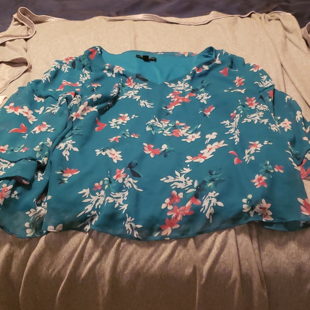 3/4 length lane Bryant blouse size 14/16